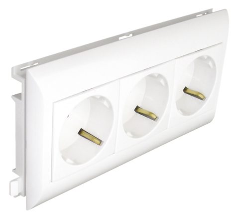 Prise Triple de Courant Schuko avec Protection pour Couvercles L75 - 6 Modules